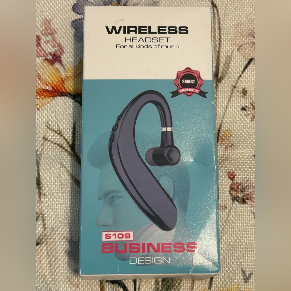 S109 Bluetooth Headset - Sleek Black
